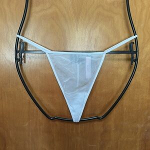 💖Victoria’s Secret Panty Thong 100% Silk White Color